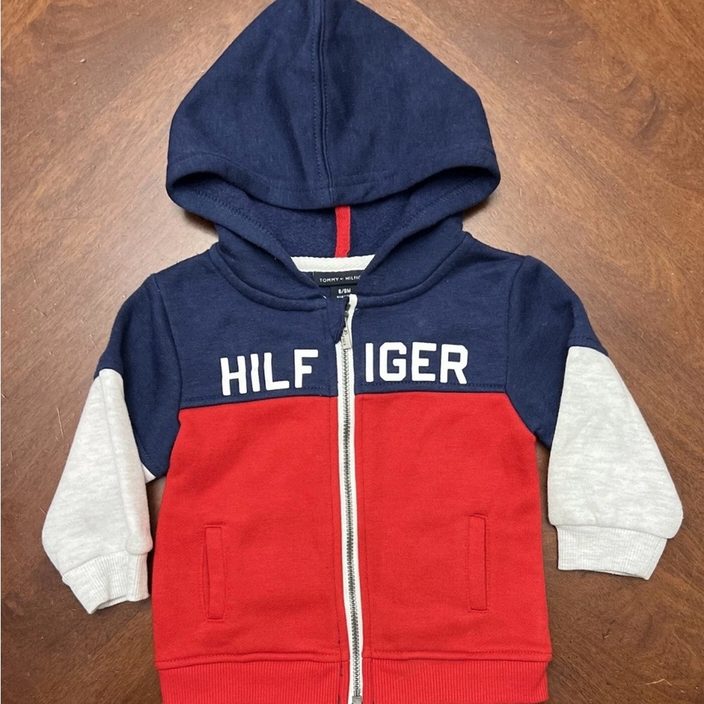 Boys Tommy Hilfiger Zip Up Hoodie sweater Size 6/9 Months